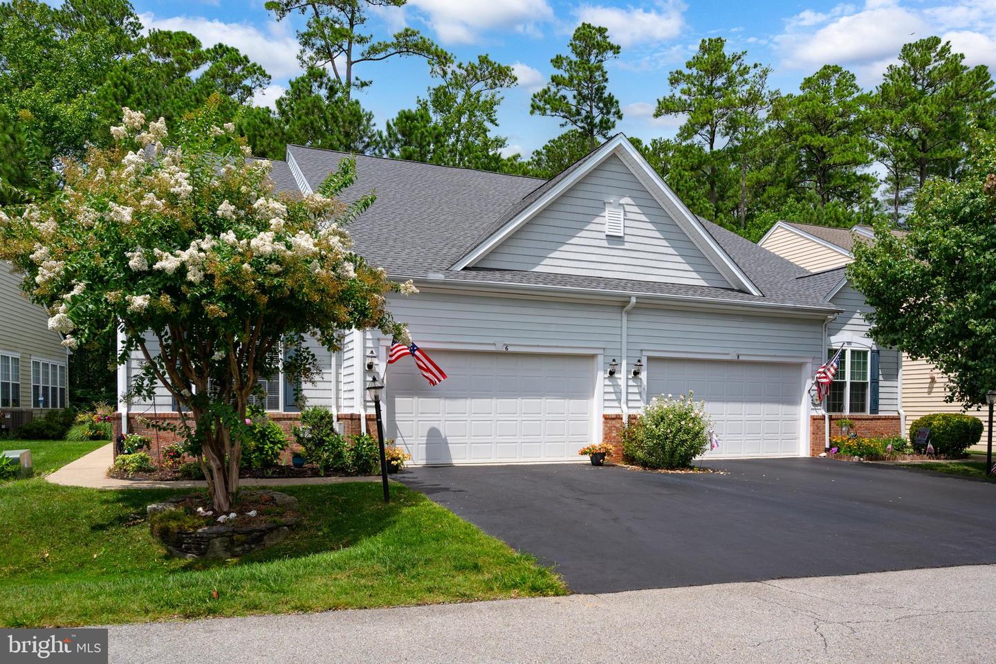 6 Federal Hl Property Photo 1