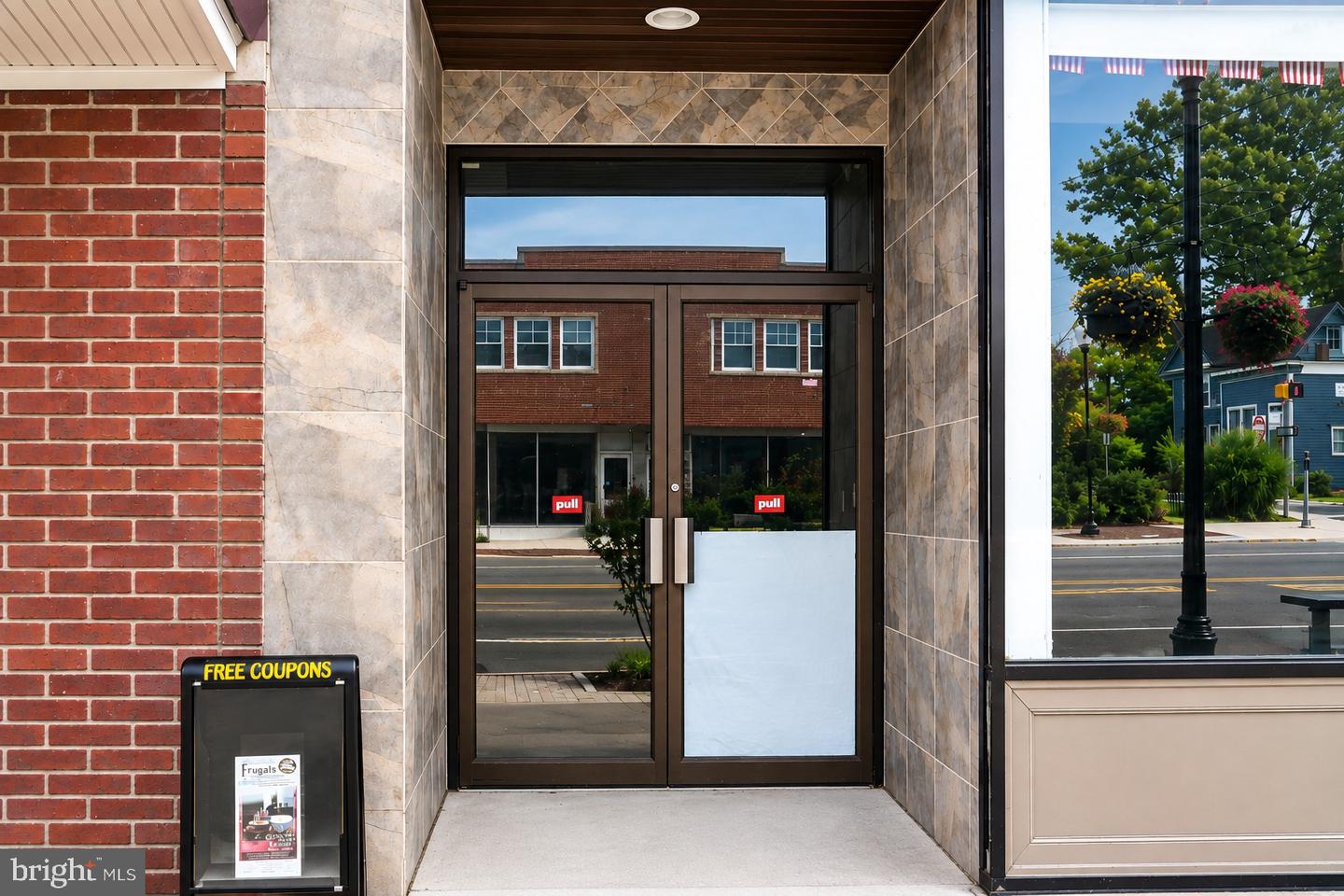 153 Market St #unit A Property Photo 8