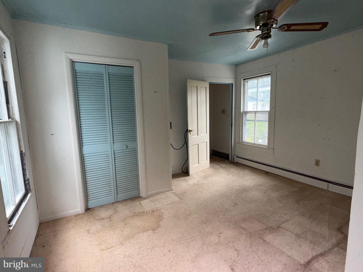 300 S Church St Property Photo 45