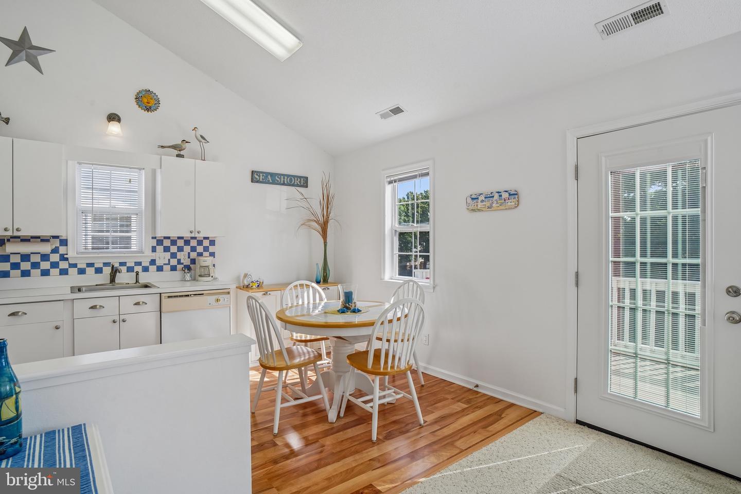 13801 Sand Dune Rd #i11 Property Photo 11