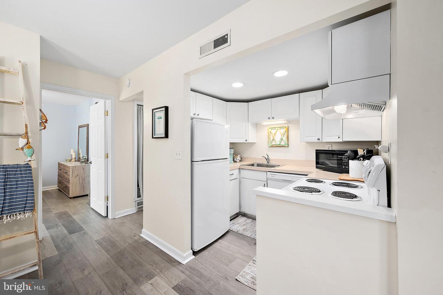 424 Bayshore Dr #4101 Property Photo 15