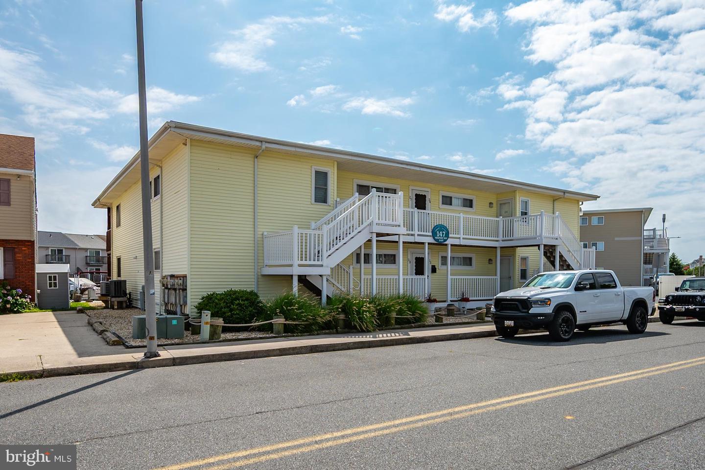 147 Newport Bay Dr #27 Property Photo 39