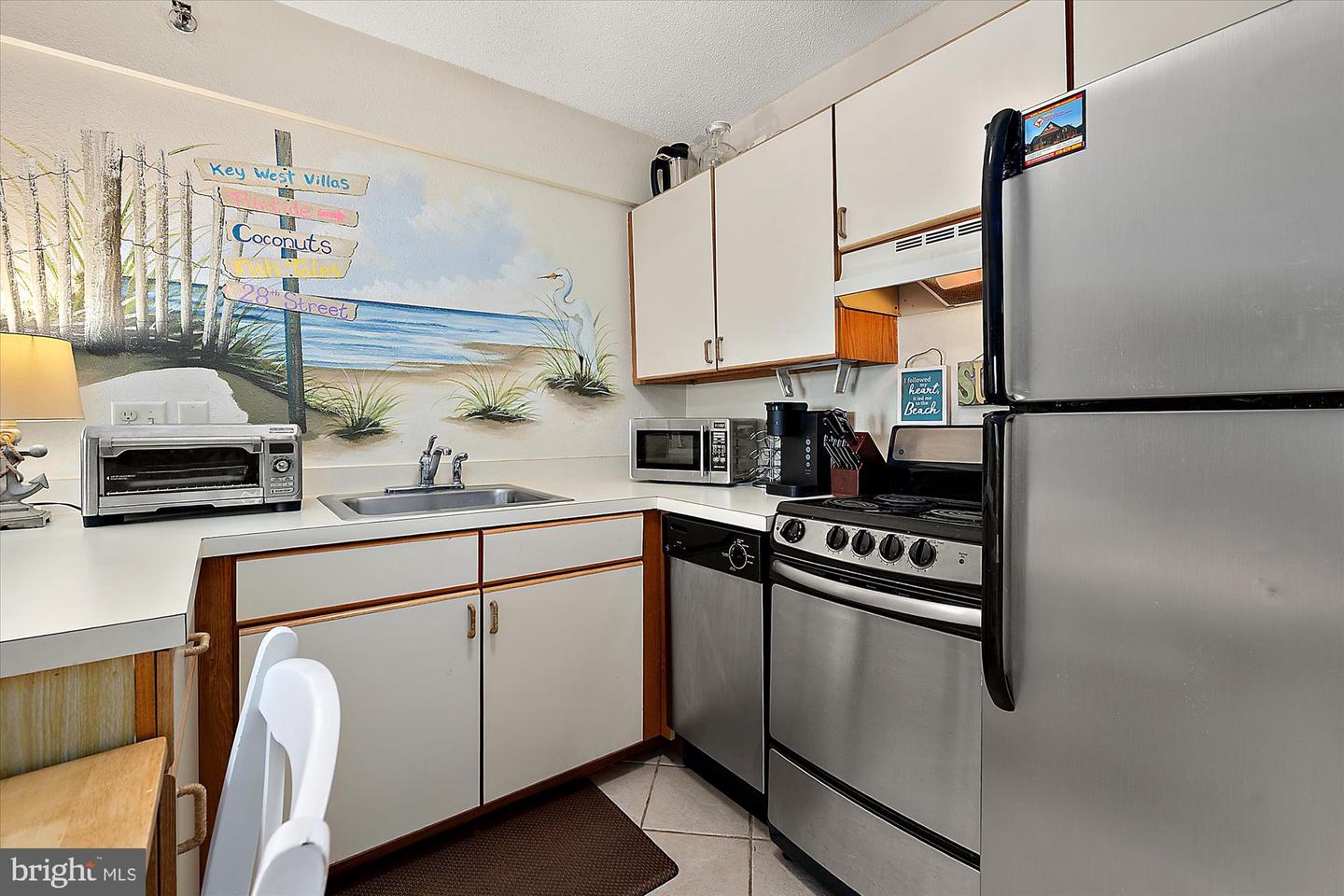 300 Robin Dr #219 Property Photo 20