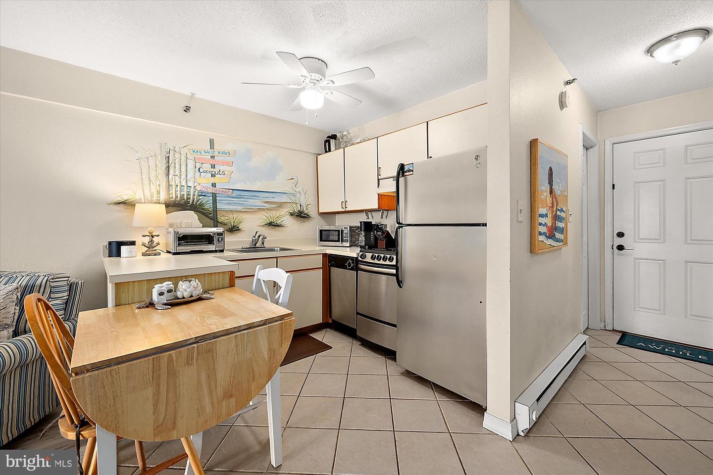 300 Robin Dr #219 Property Photo 24