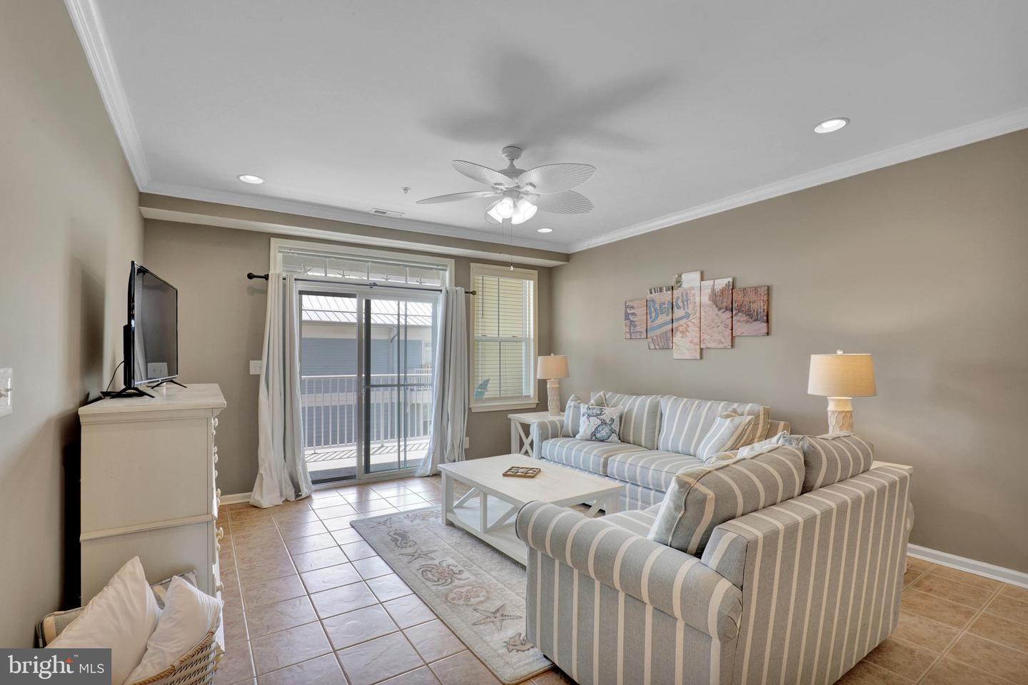 35 Fountain Dr W #lug-av-4d Property Photo 11