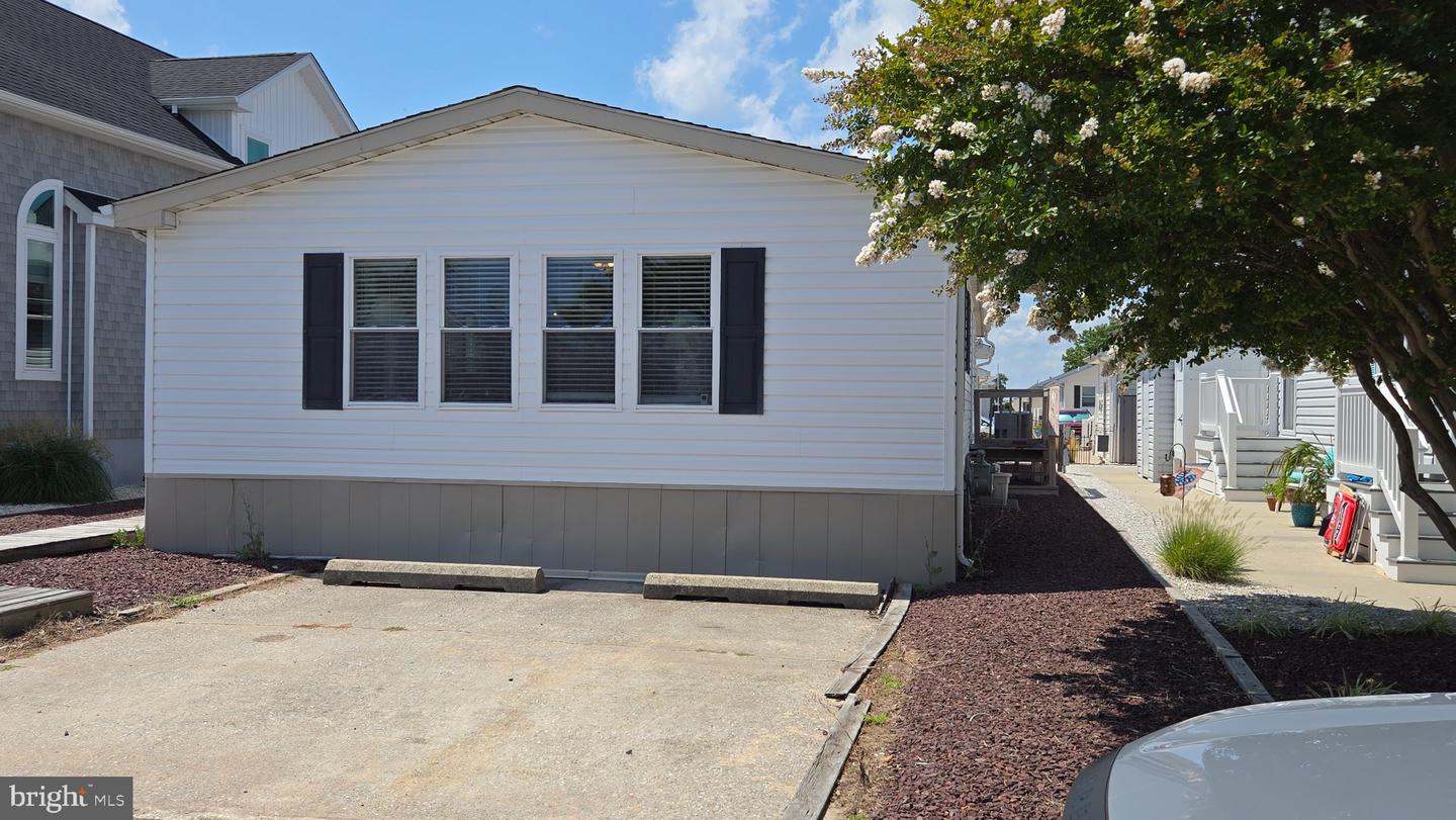 13311 Atlantic Blvd Property Photo 1