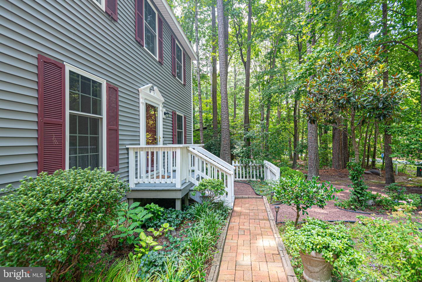 11 Seafarer Ln Property Photo 3