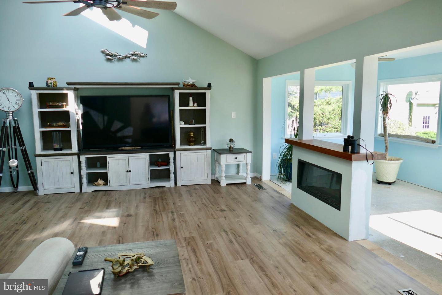 20 E Mallard Dr E Property Photo 12