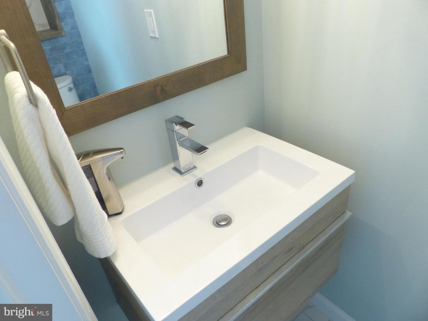 20 E Mallard Dr E Property Photo 17