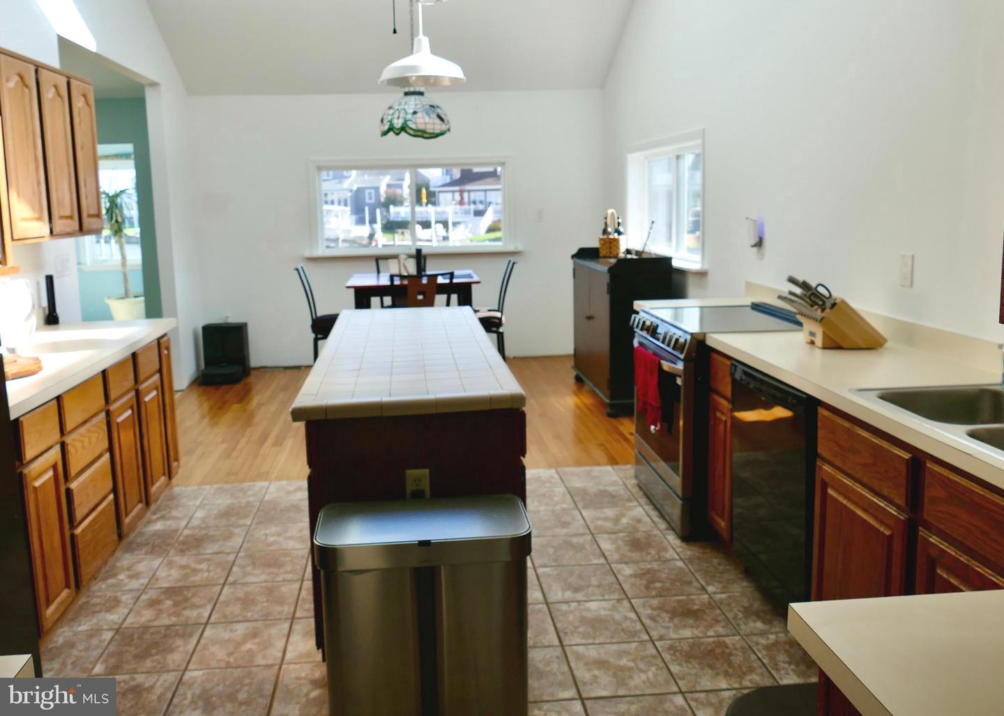 20 E Mallard Dr E Property Photo 19