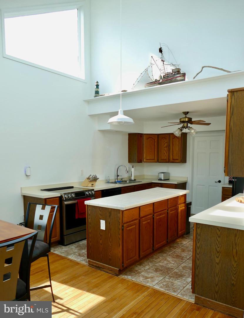 20 E Mallard Dr E Property Photo 21