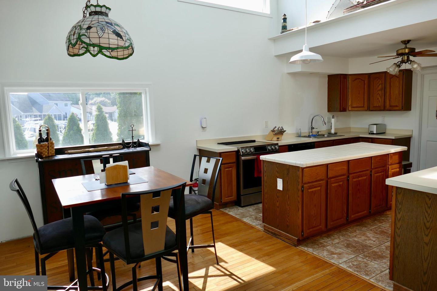 20 E Mallard Dr E Property Photo 22
