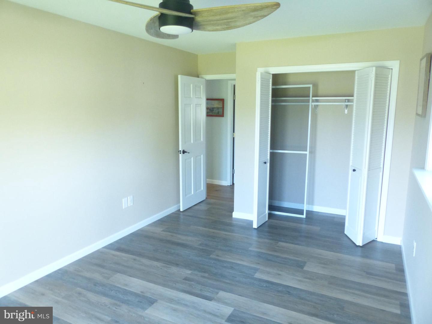20 E Mallard Dr E Property Photo 28