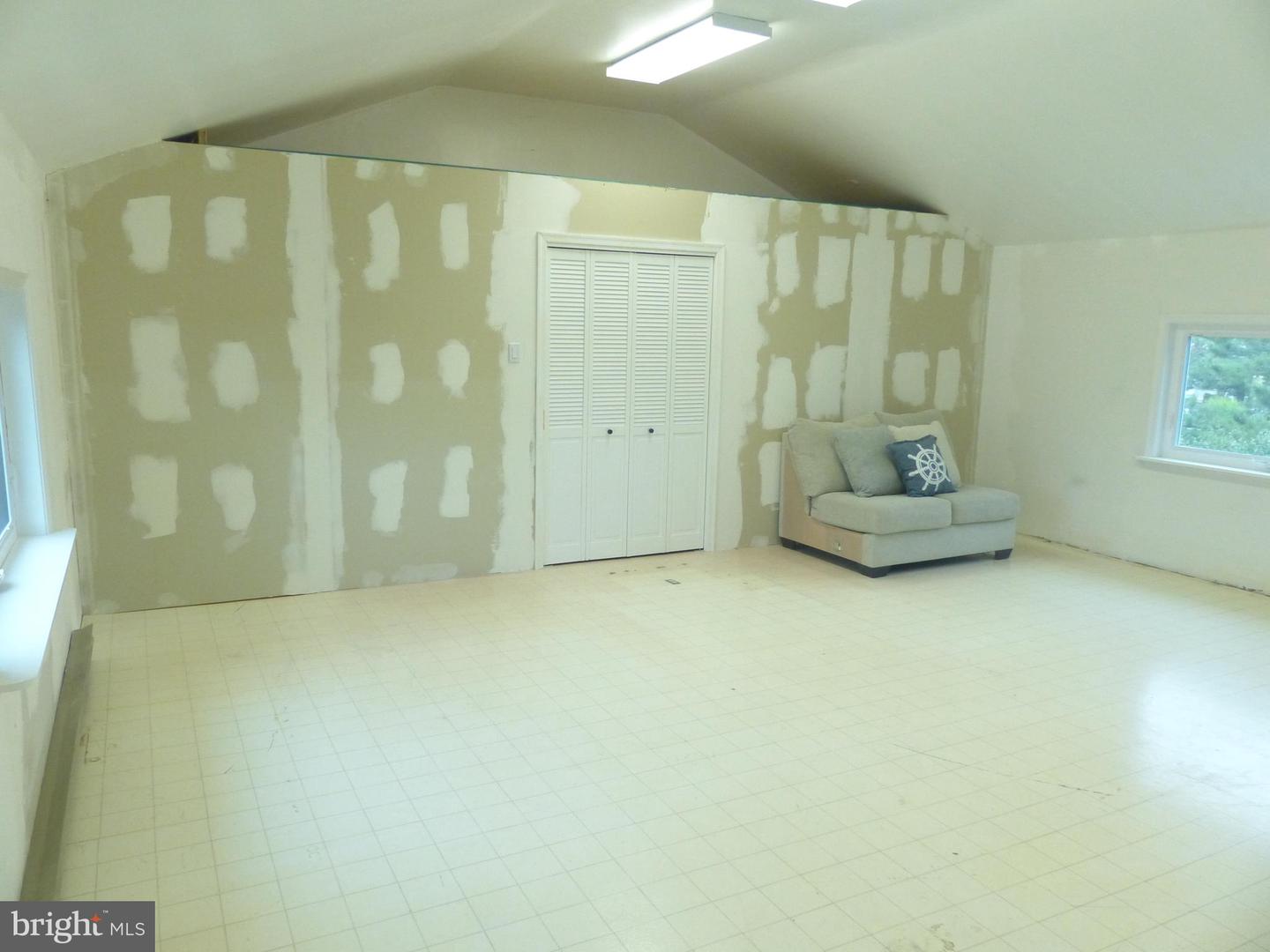 20 E Mallard Dr E Property Photo 35