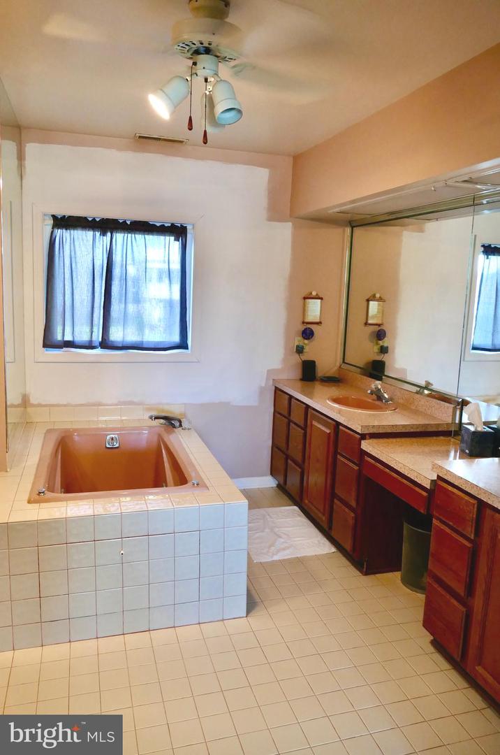 20 E Mallard Dr E Property Photo 39