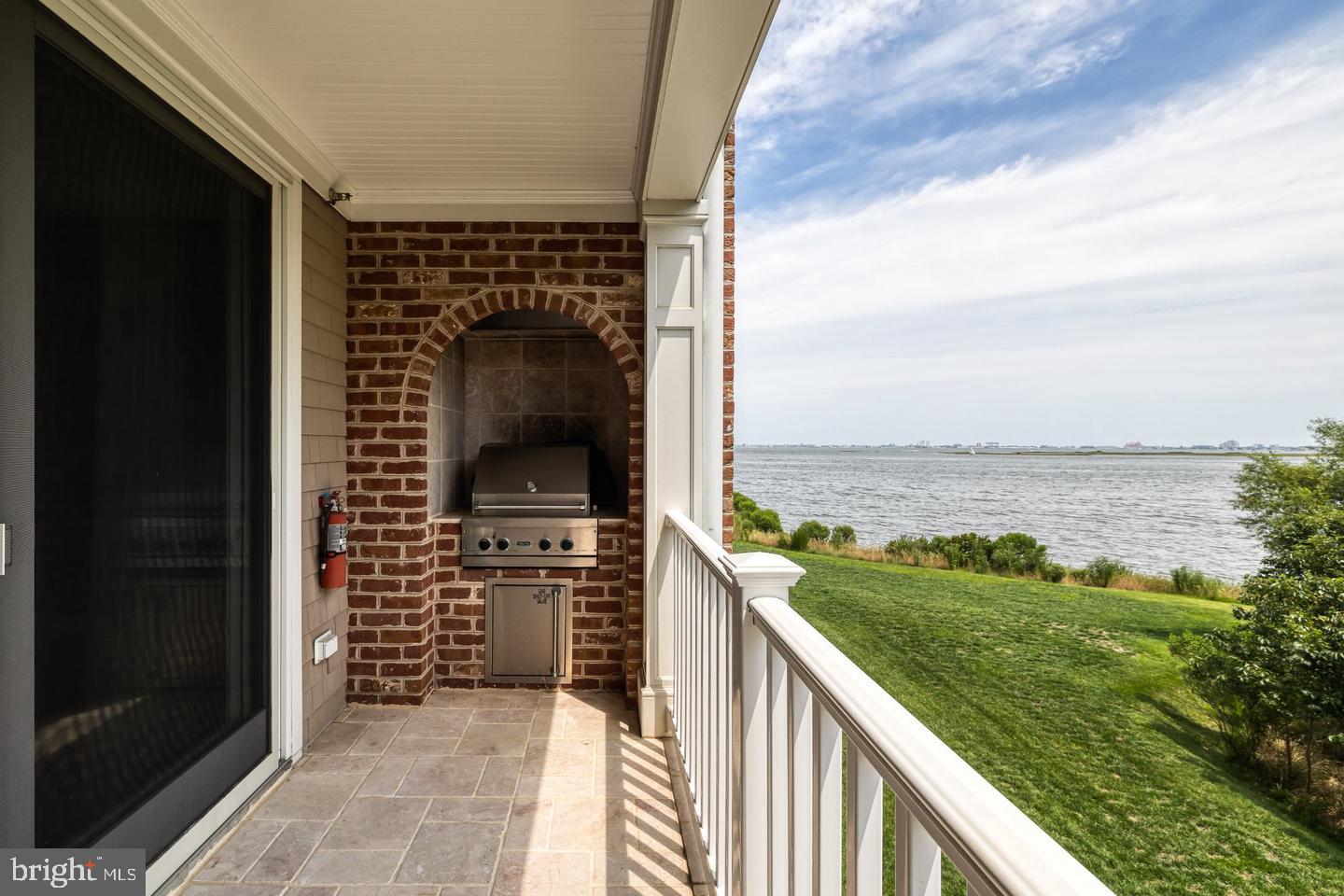 3208 Points Reach #3208 Property Photo 35