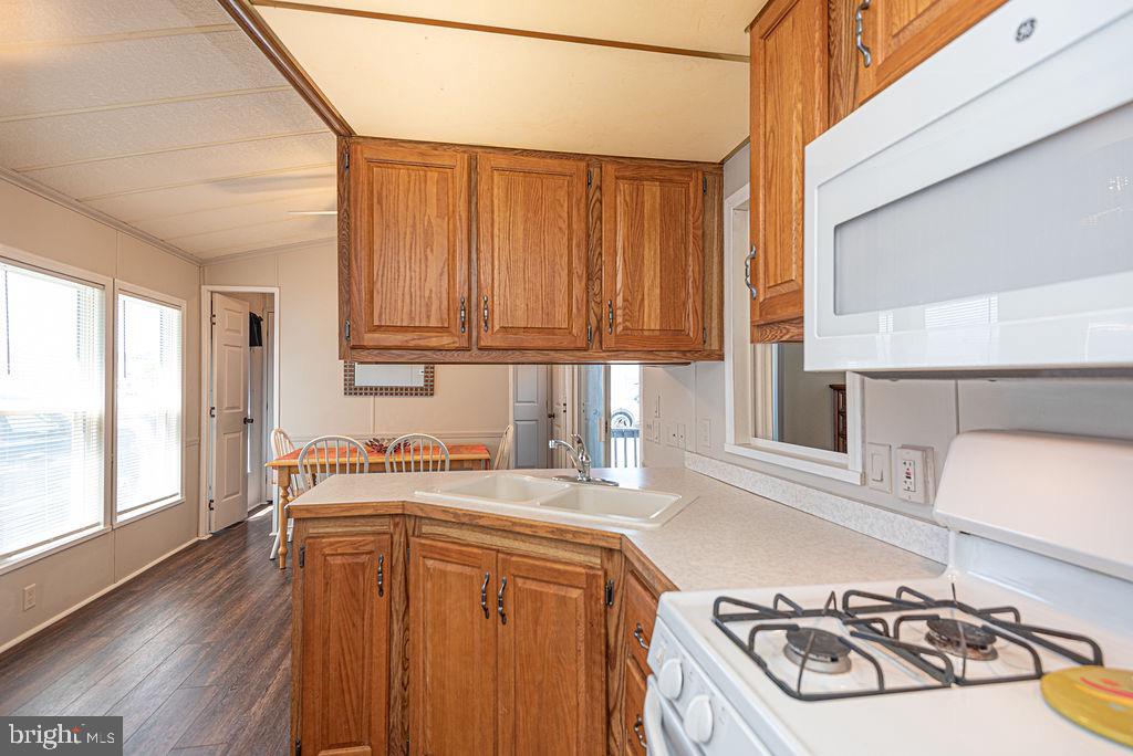 122 Skipjack Cir Property Photo 11