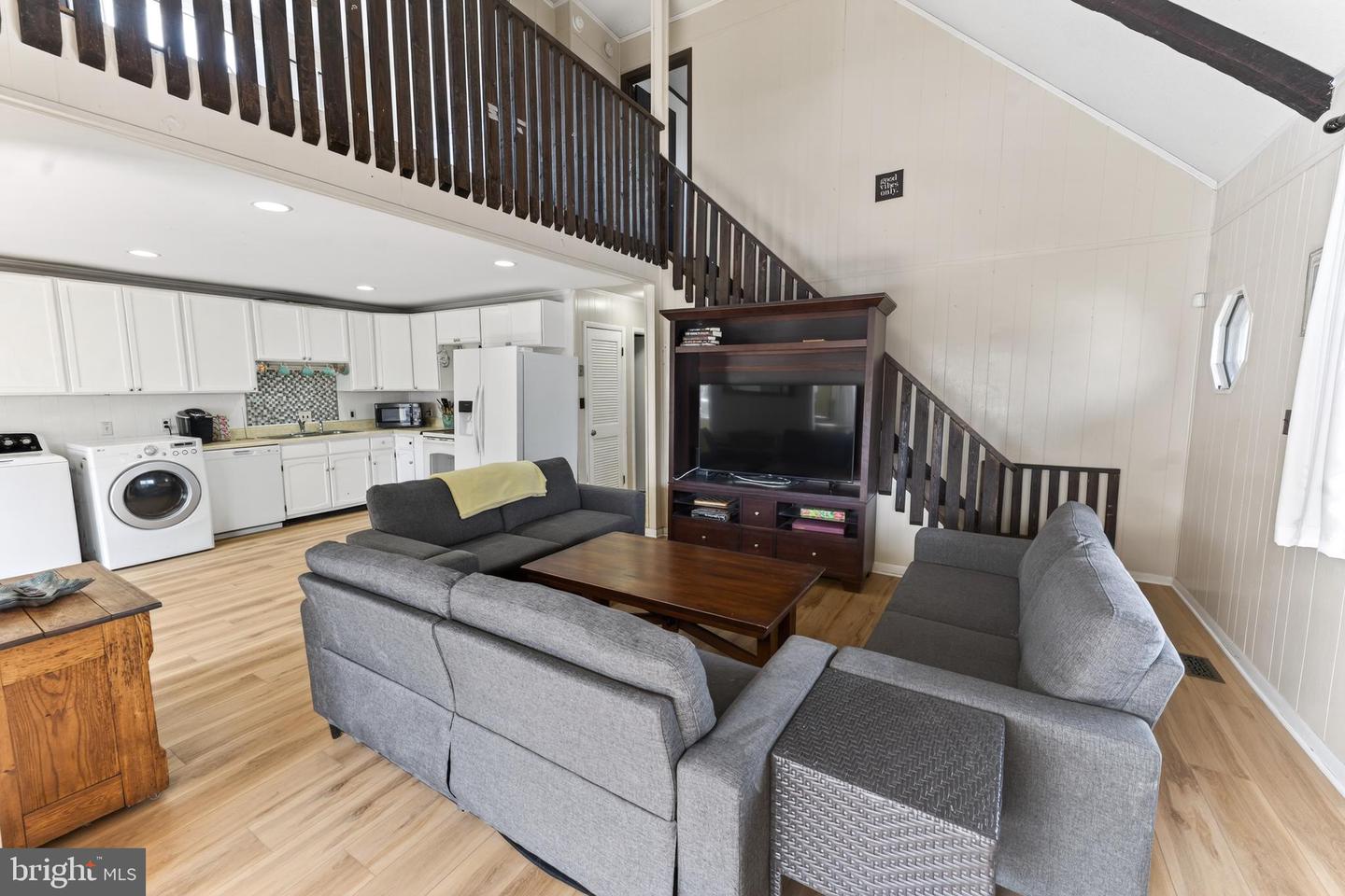 386 Ocean Pkwy Property Photo 16