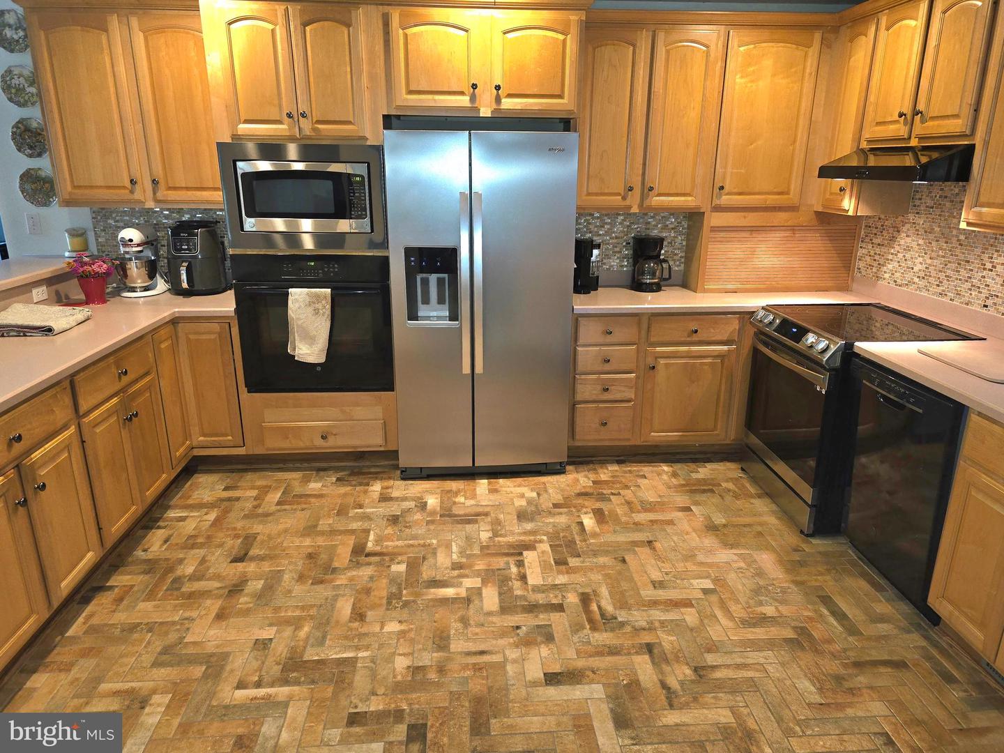 3 Links Ln Property Photo 23