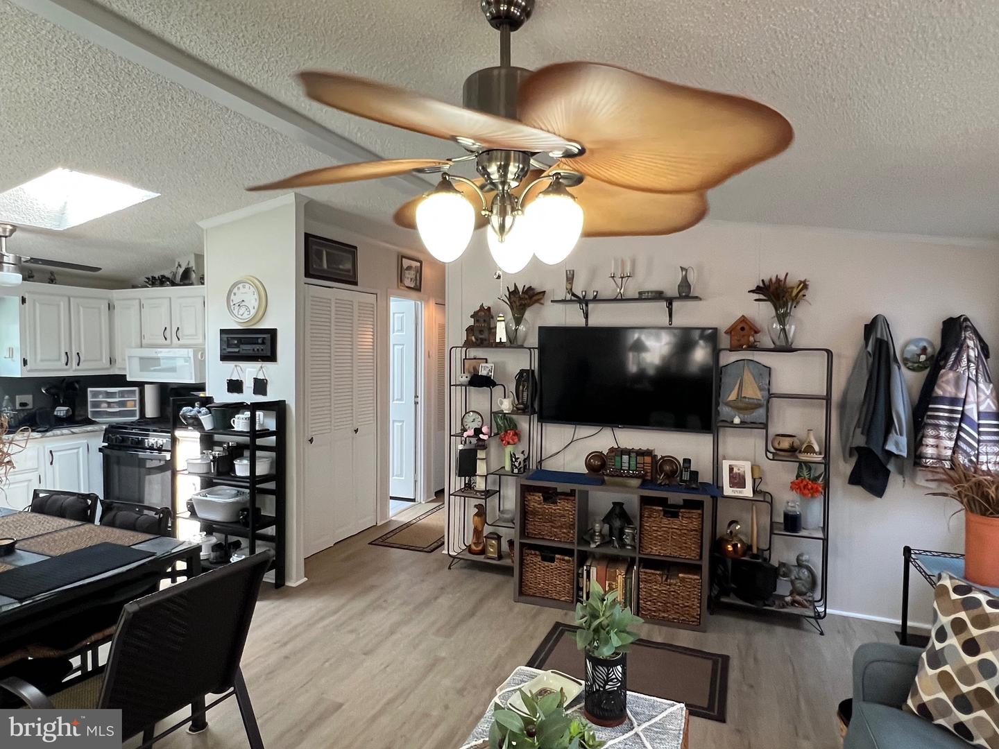 8220 Skipjack Dr Property Photo 21