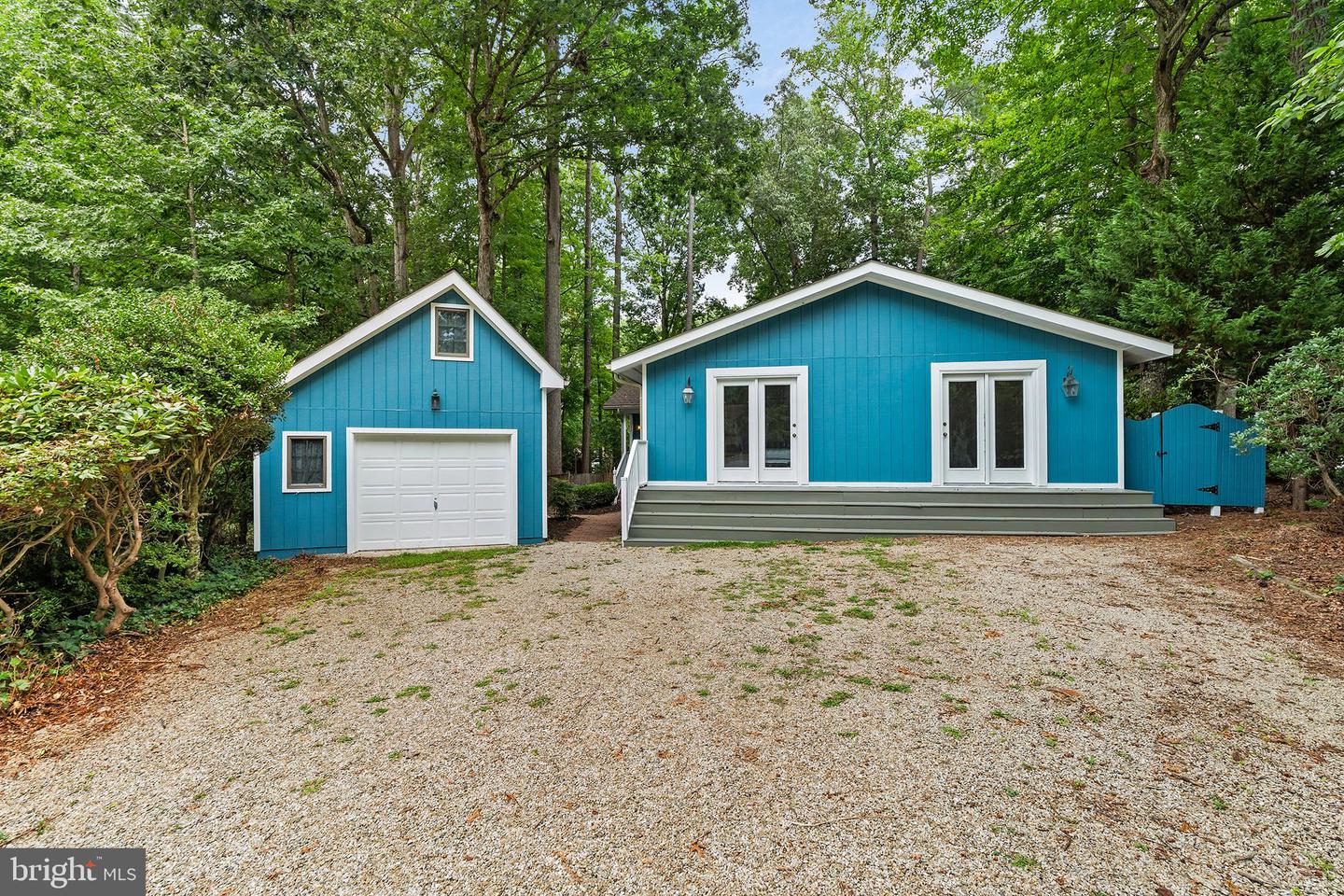 30 Sloop Ln Property Photo 3