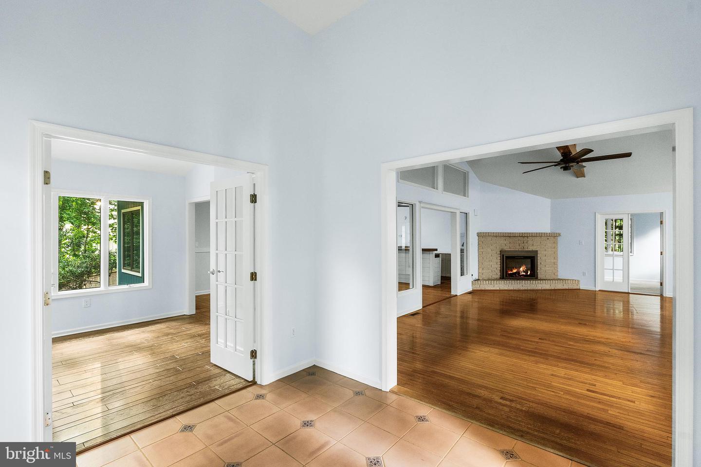 30 Sloop Ln Property Photo 5