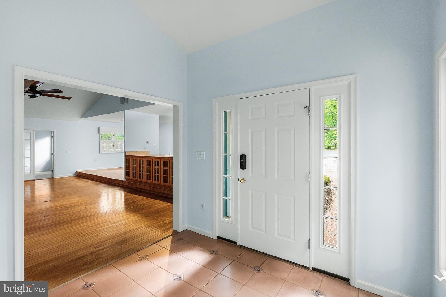 30 Sloop Ln Property Photo 6