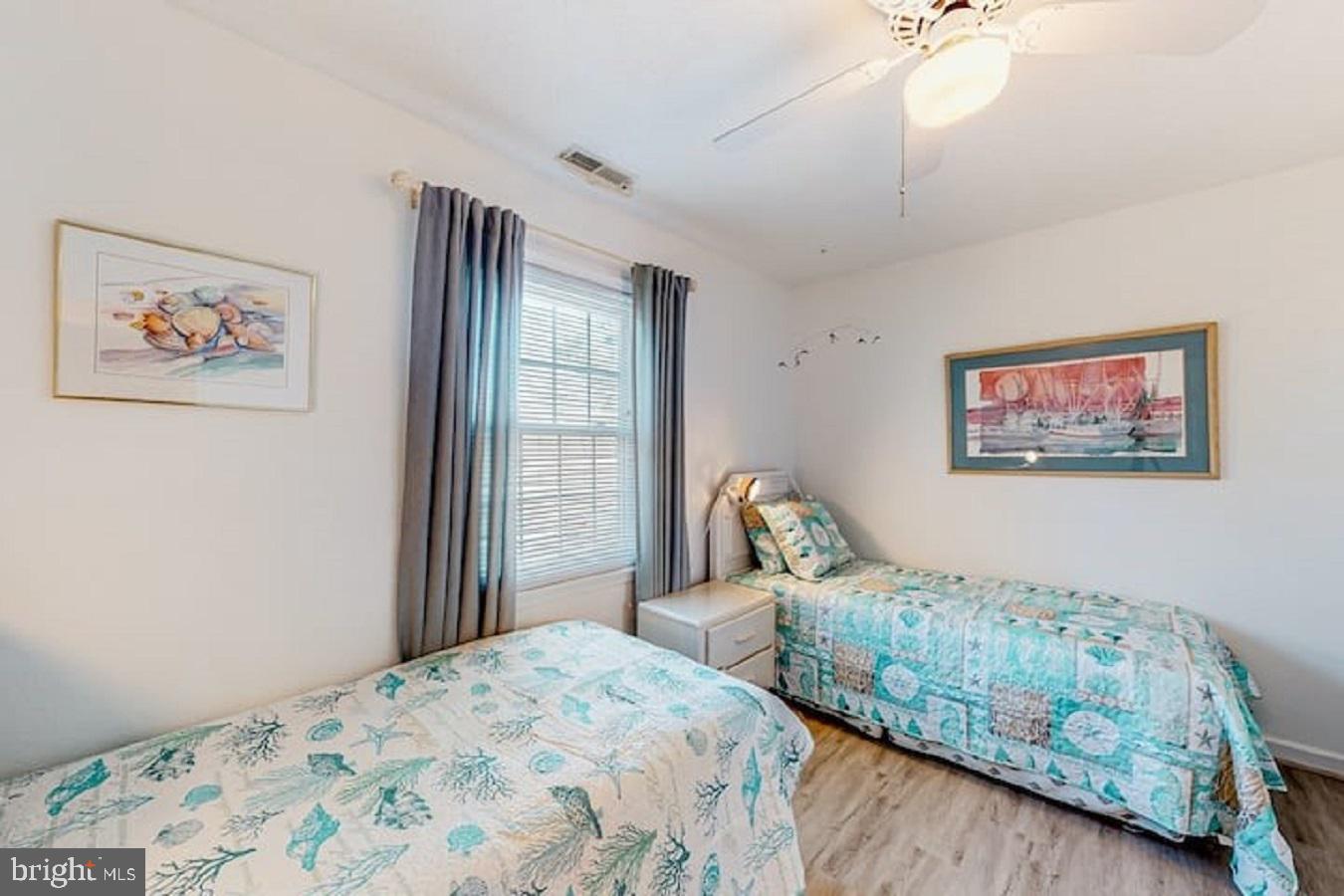 504 Seaweed Ln #a Property Photo 10