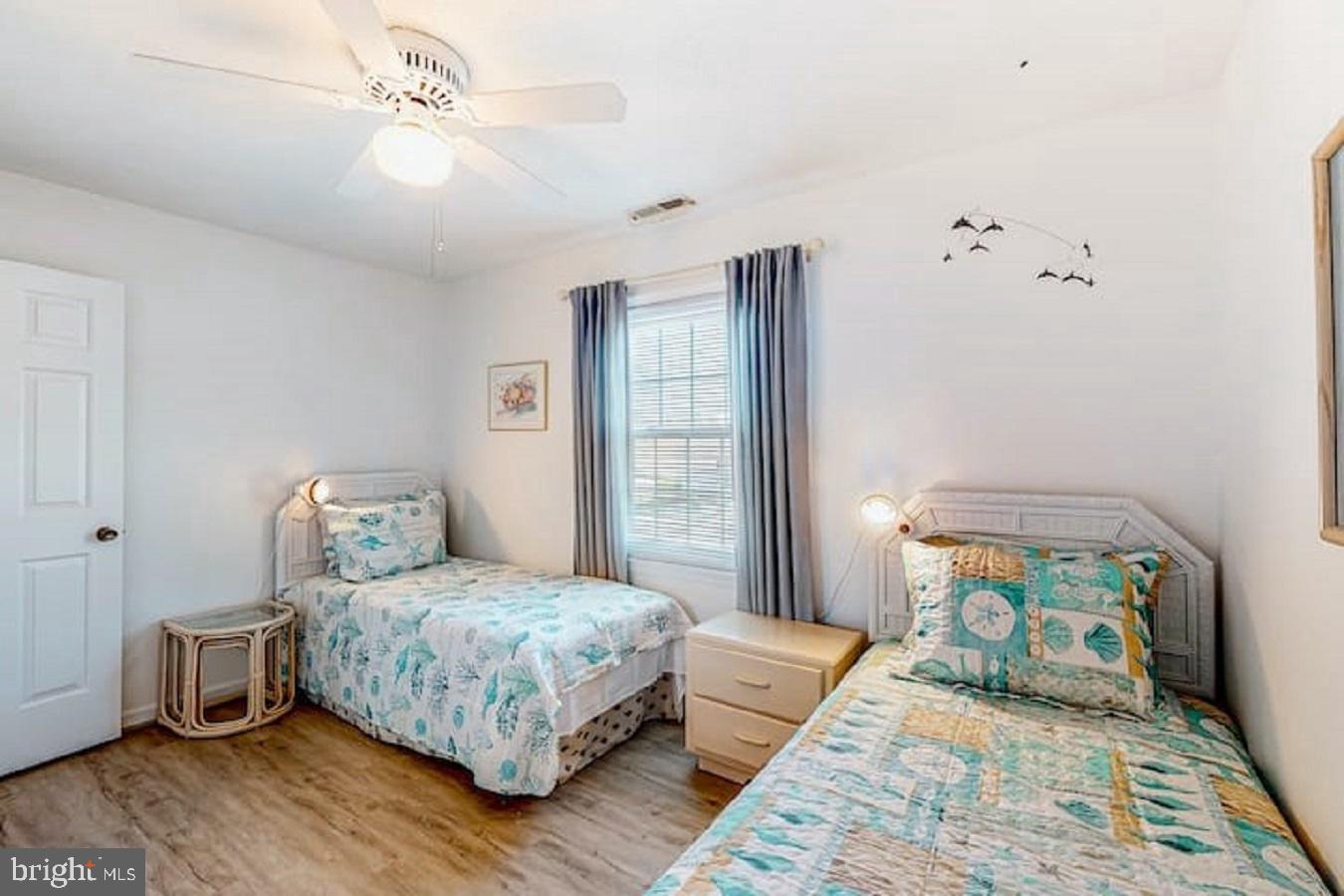 504 Seaweed Ln #a Property Photo 12