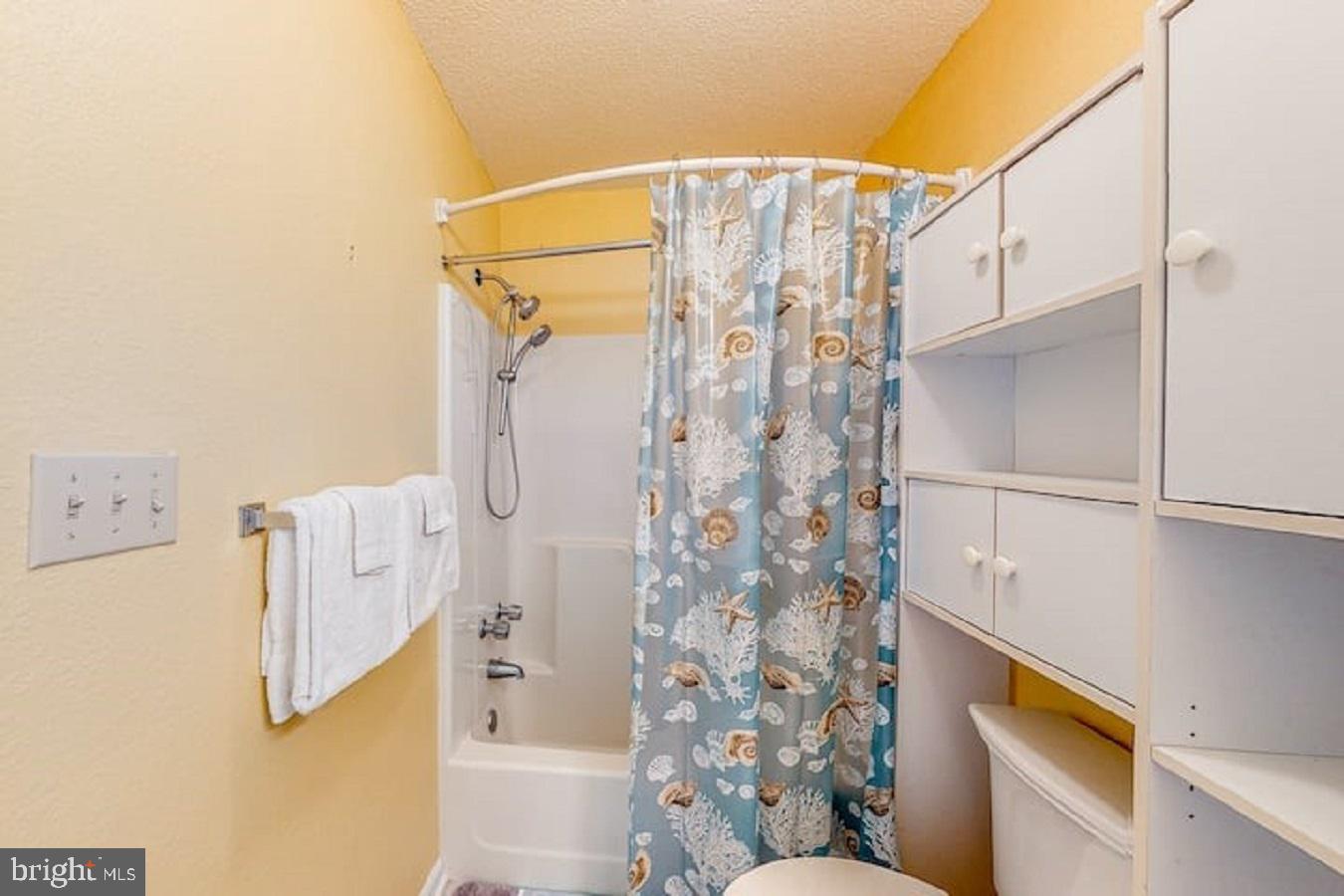 504 Seaweed Ln #a Property Photo 16