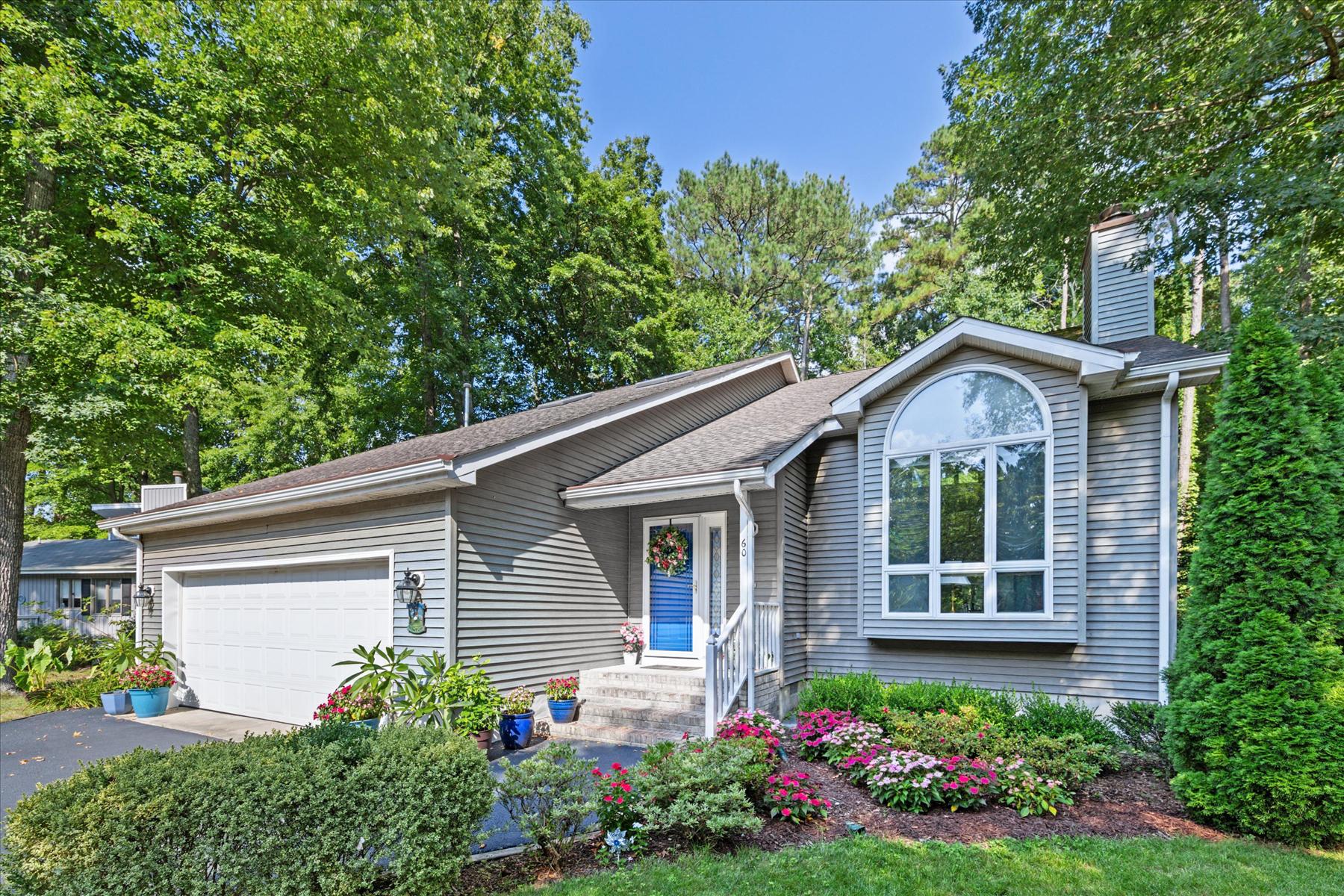60 DRAWBRIDGE RD Property Photo 1