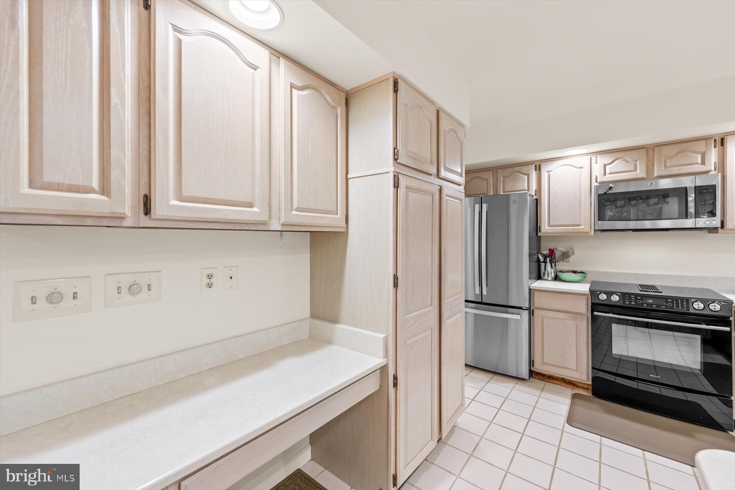 60 Drawbridge Rd Property Photo 18