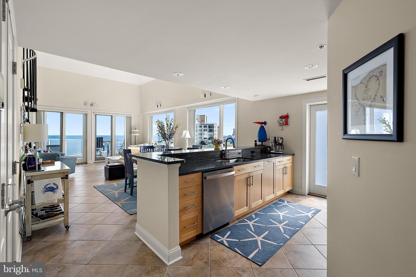 6 60th St #706 Property Photo 16