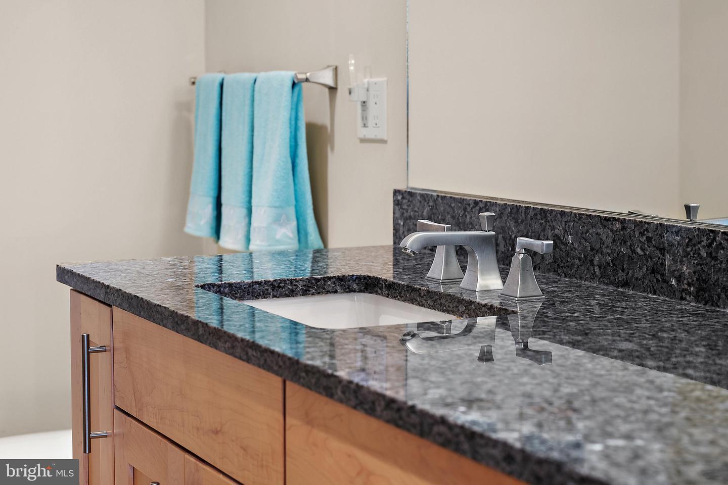 6 60th St #706 Property Photo 56