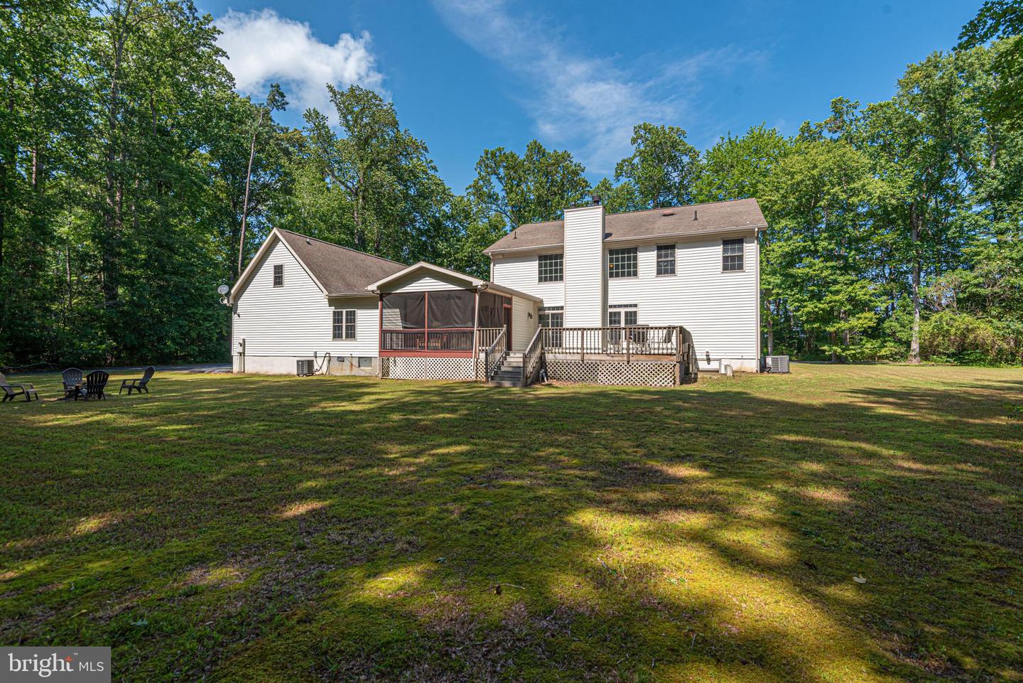 9005 Horseshoe Ln Property Photo 5