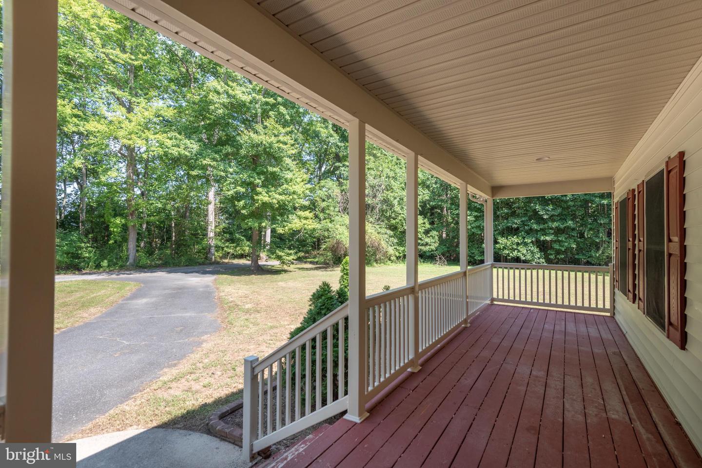 9005 Horseshoe Ln Property Photo 7