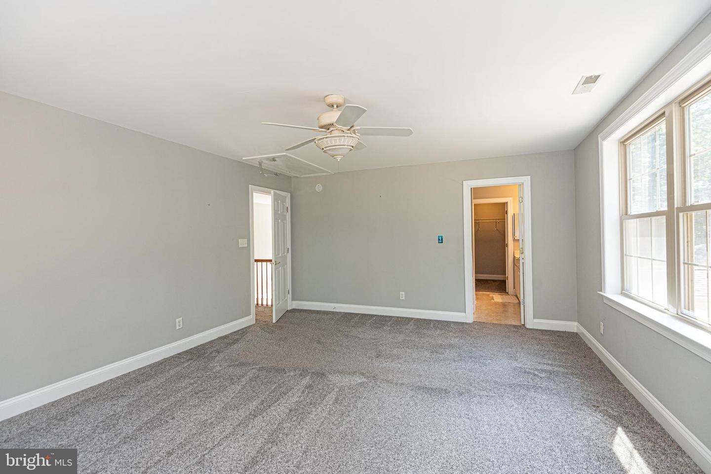 9005 Horseshoe Ln Property Photo 54