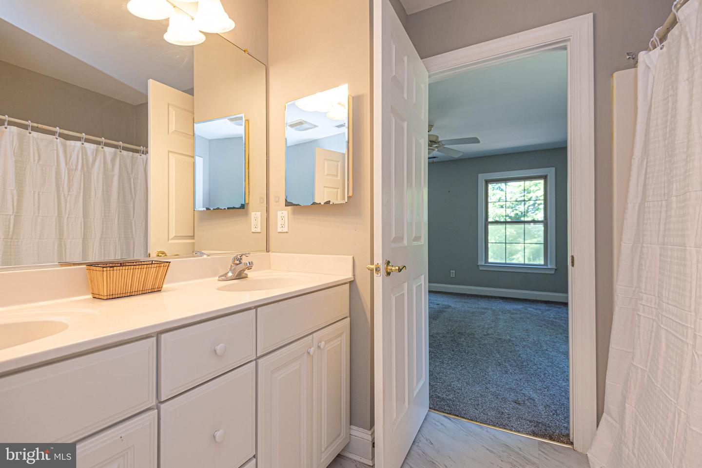 9005 Horseshoe Ln Property Photo 59