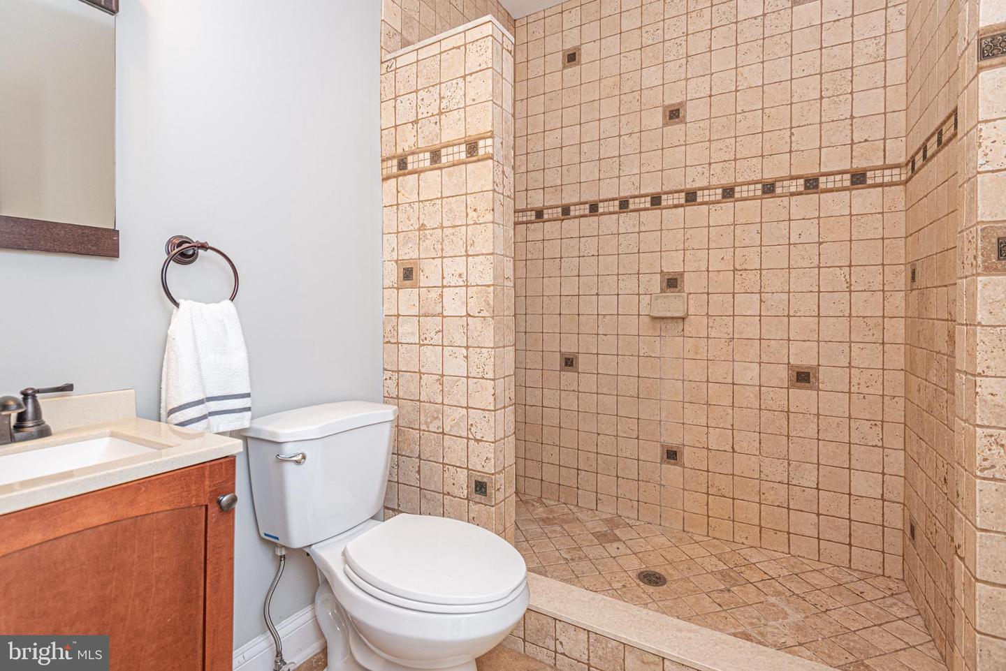 9005 Horseshoe Ln Property Photo 71