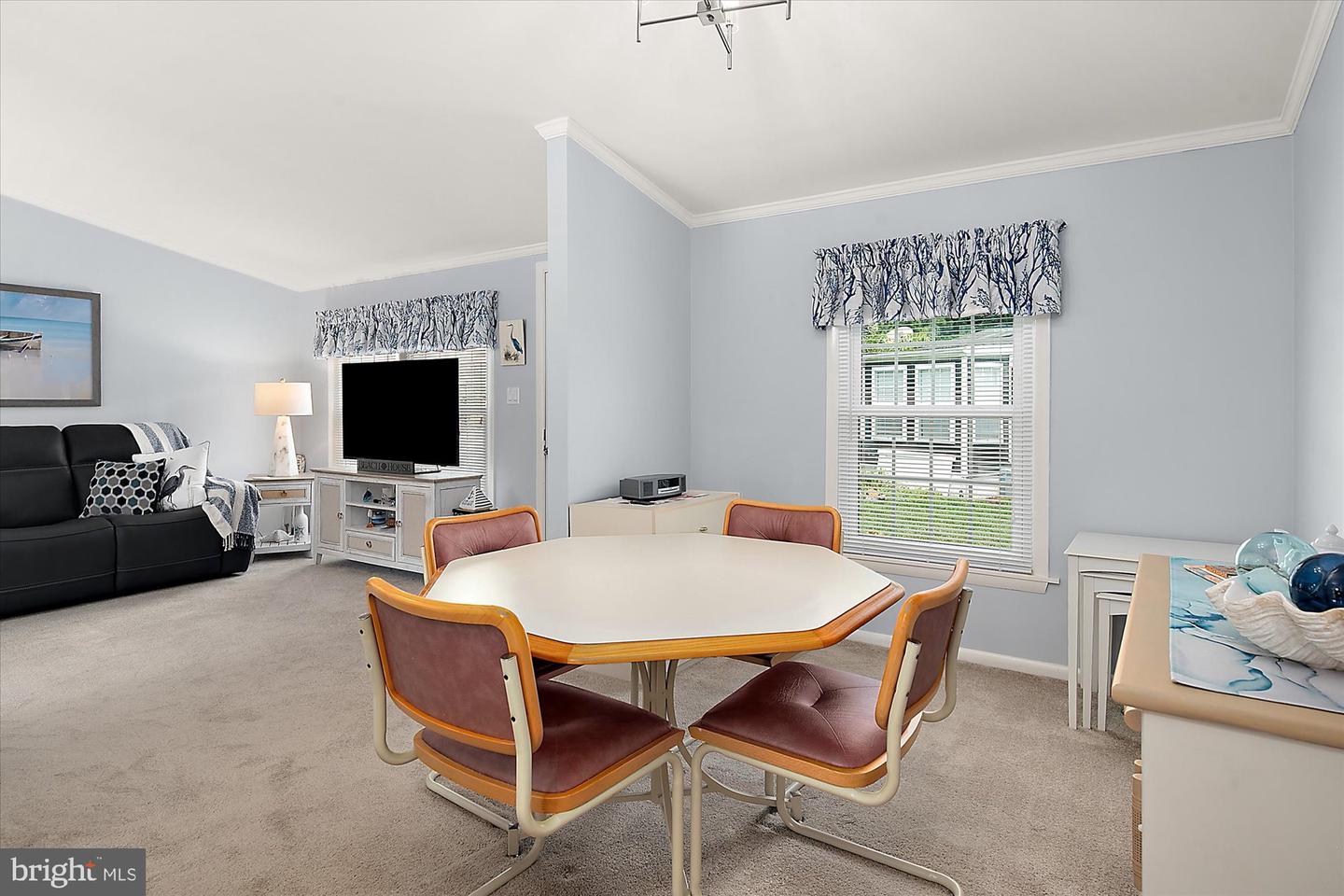 7 Fishermans Dr Property Photo 12