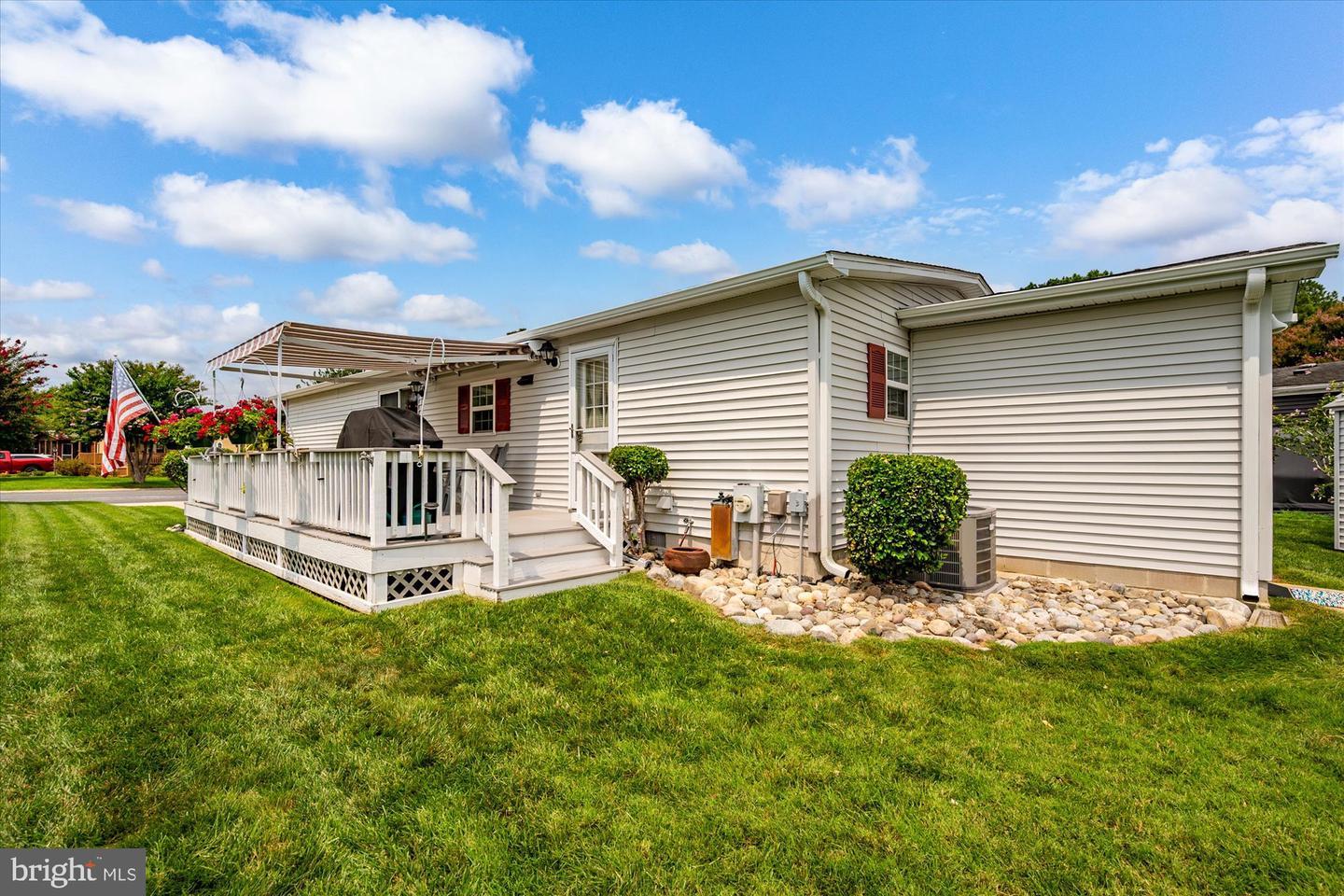 7 Fishermans Dr Property Photo 36