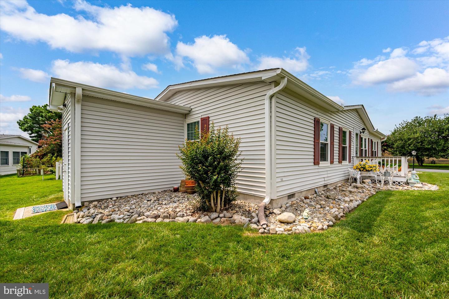 7 Fishermans Dr Property Photo 37