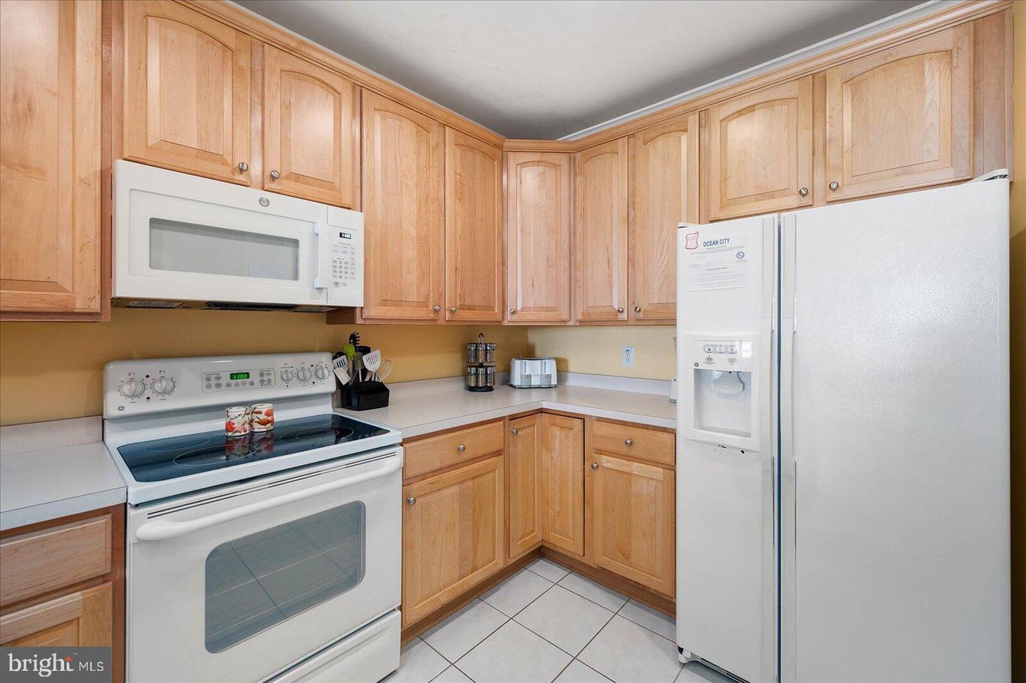 1 Fountain Dr E #3c Property Photo 13
