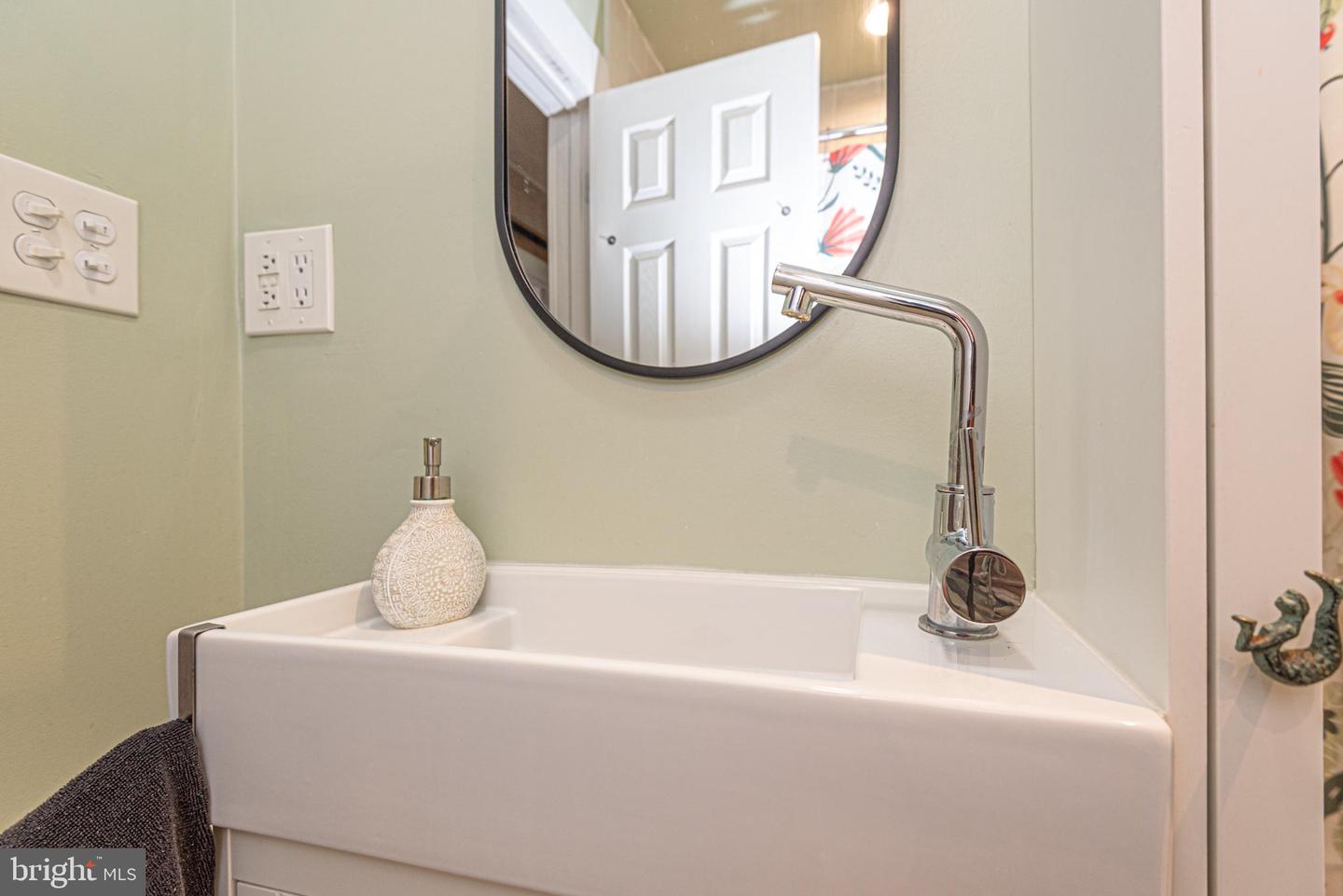 13803 Fountain Rd Property Photo 33