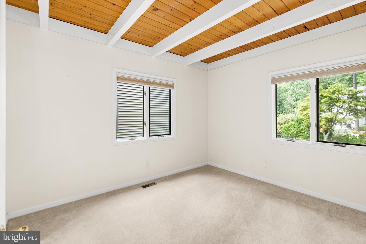 86 Boston Dr Property Photo 44