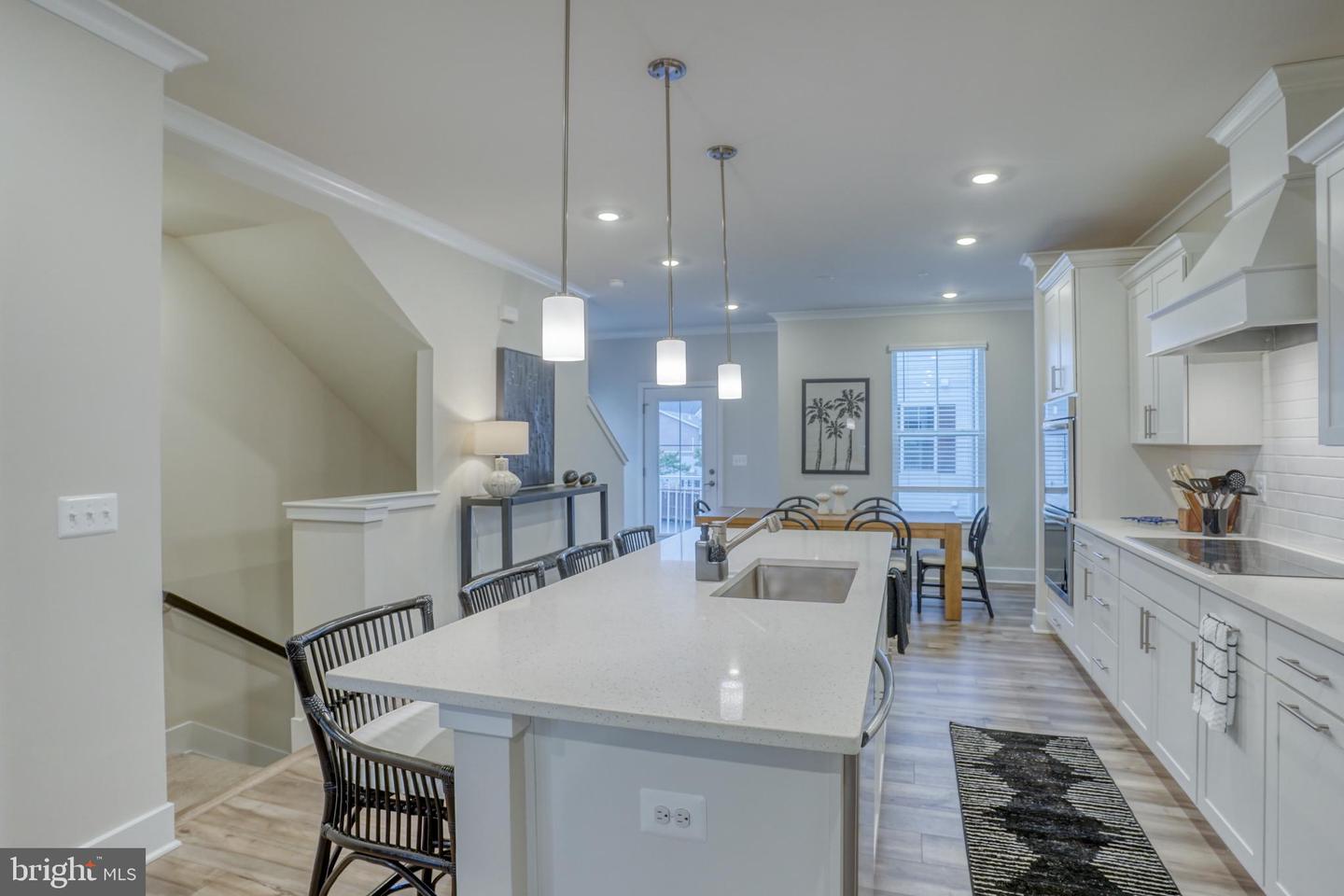 14304 Sinepuxent Ave #g Property Photo 10