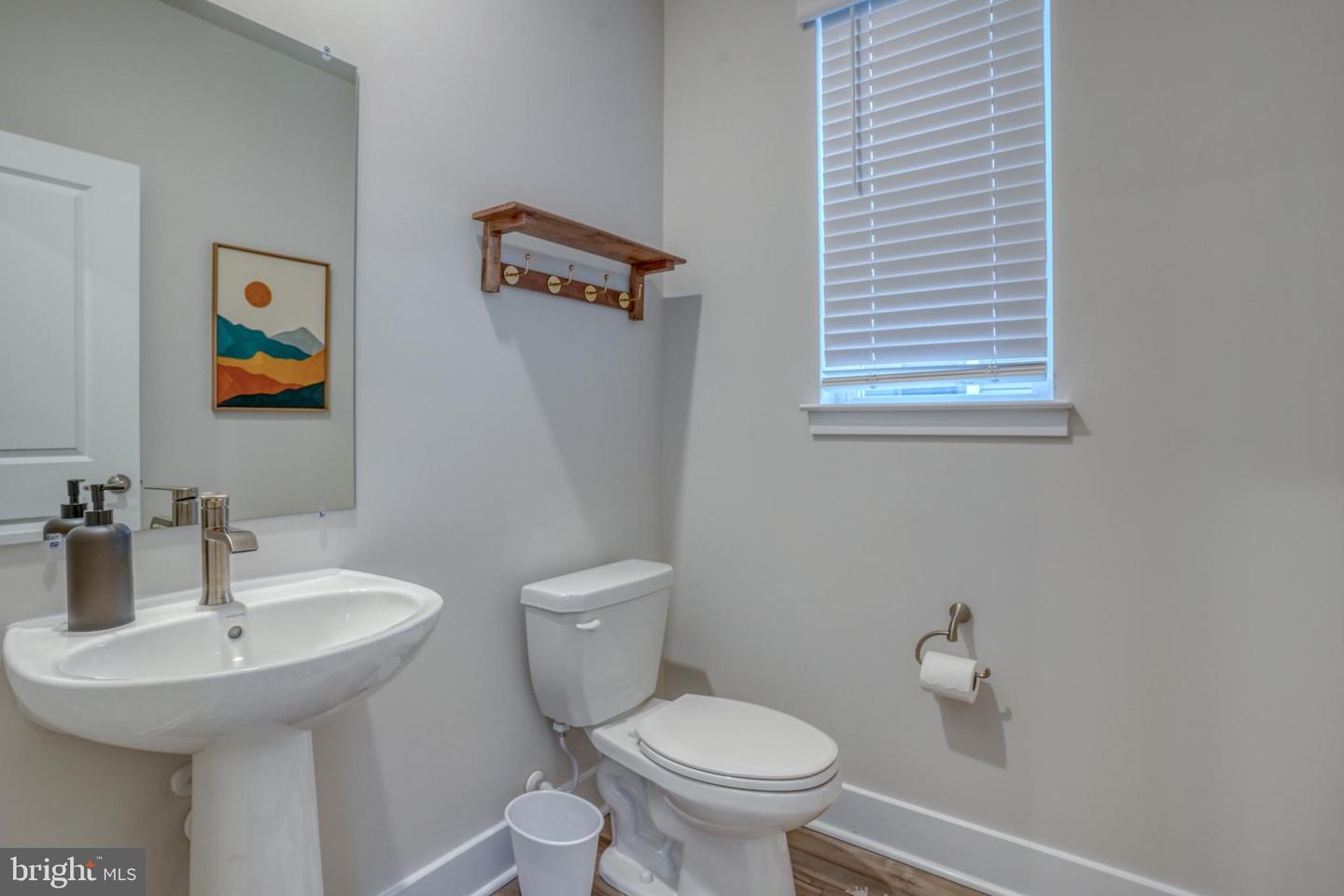 14304 Sinepuxent Ave #g Property Photo 23
