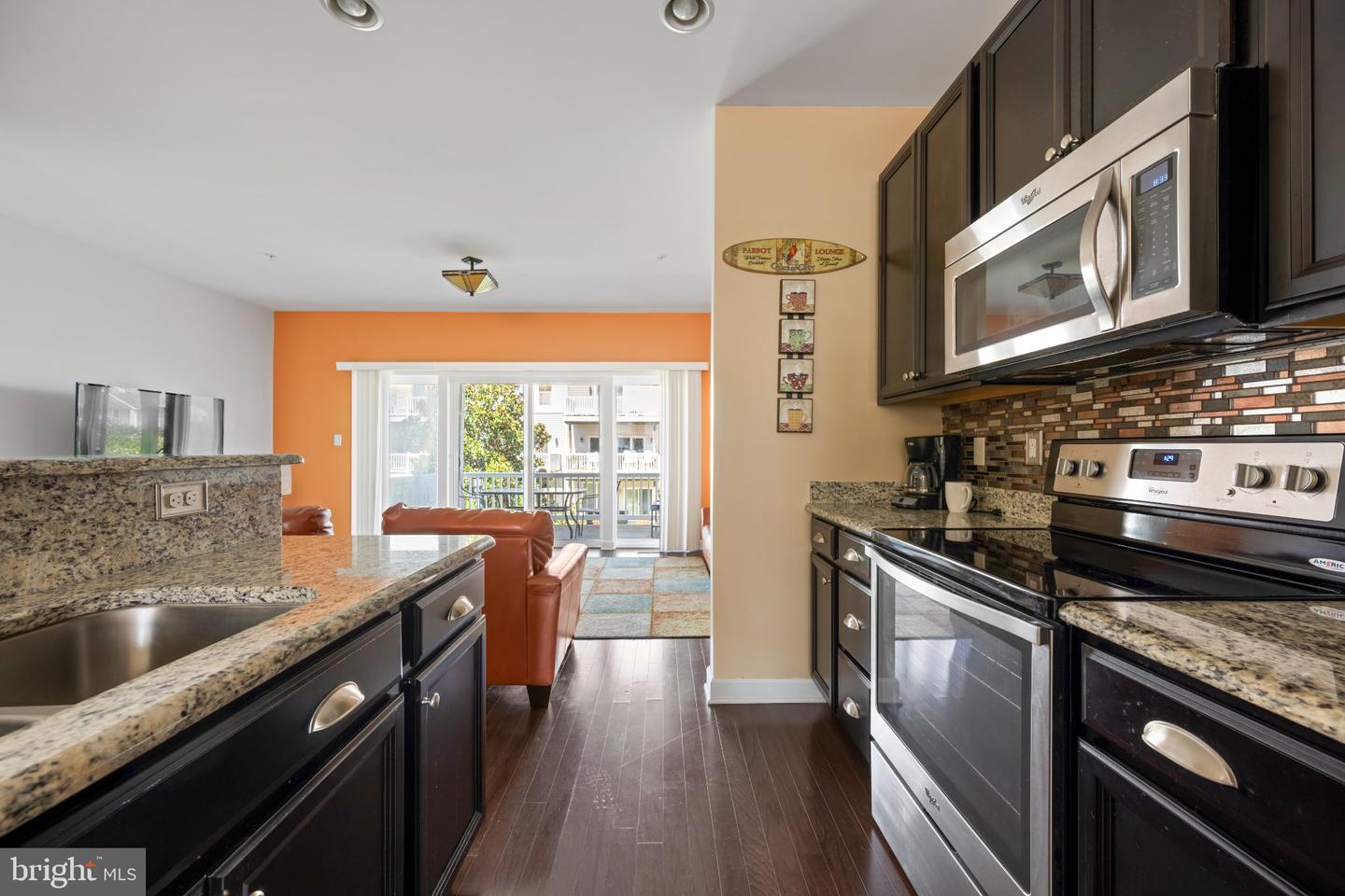 13005 Bowline Ln #4 Property Photo 6