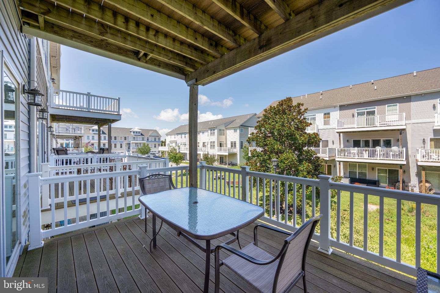 13005 Bowline Ln #4 Property Photo 16