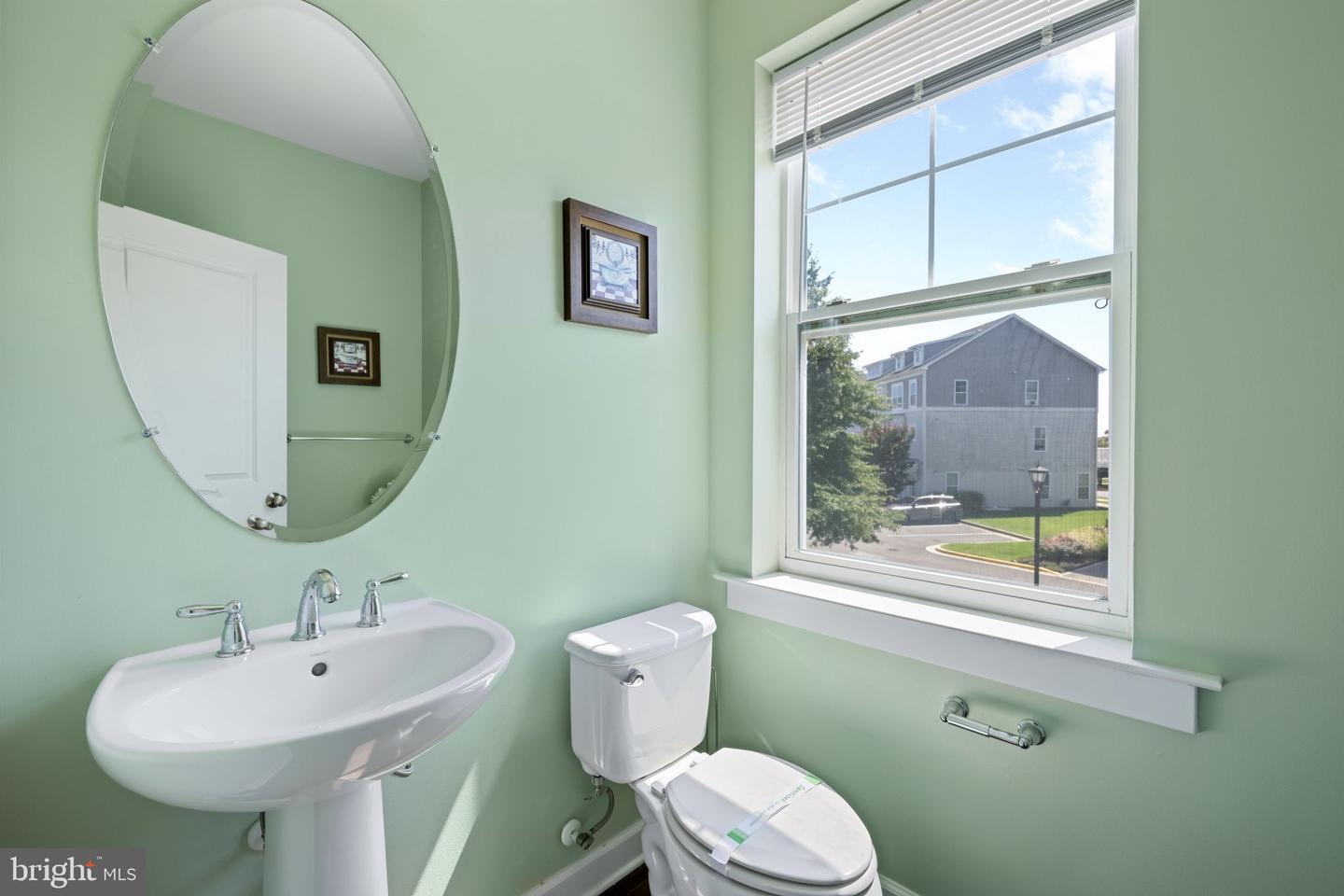13005 Bowline Ln #4 Property Photo 20